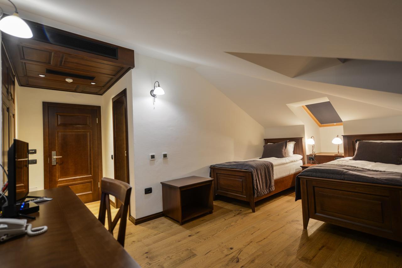 Hotel Tiffany Prizren Exterior foto
