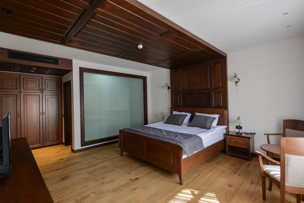 Hotel Tiffany Prizren Exterior foto