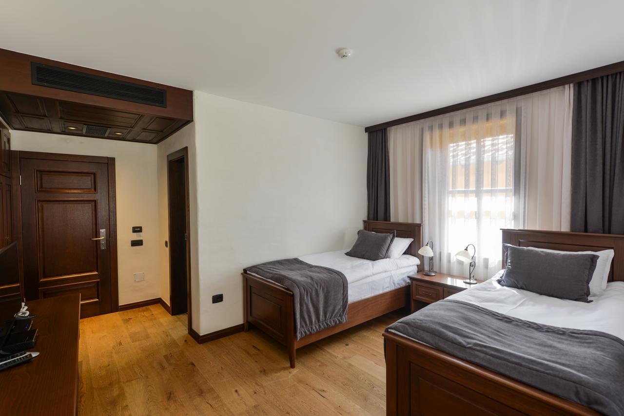 Hotel Tiffany Prizren Exterior foto