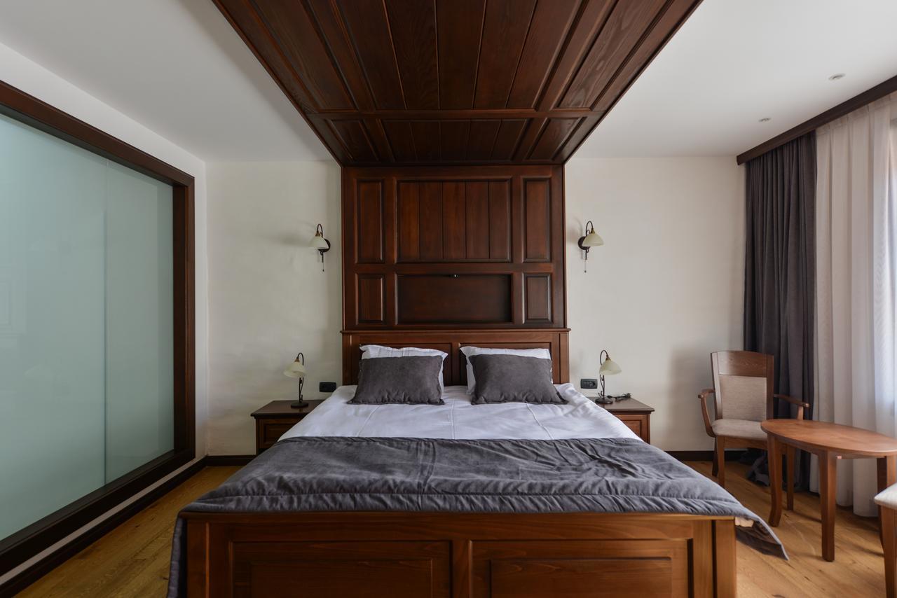 Hotel Tiffany Prizren Exterior foto