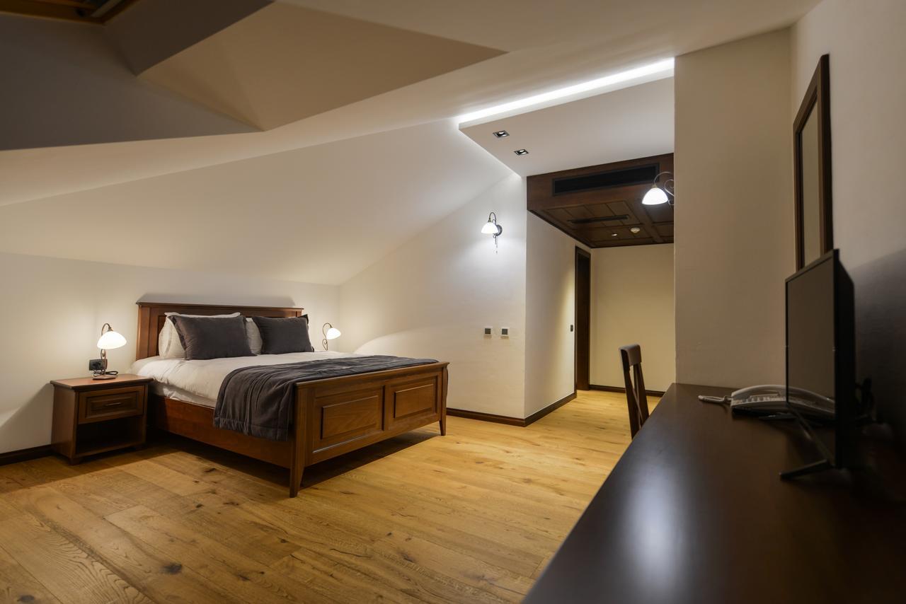 Hotel Tiffany Prizren Exterior foto