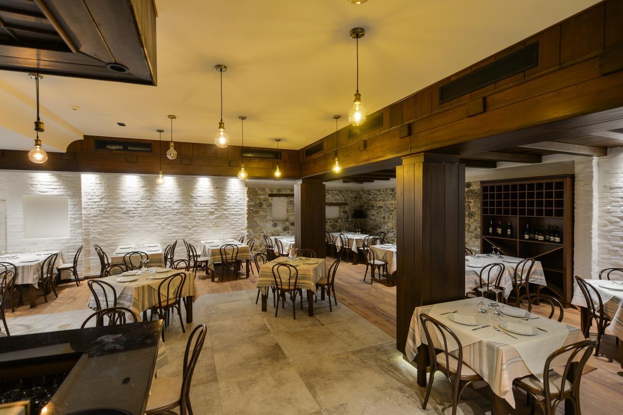 Hotel Tiffany Prizren Exterior foto