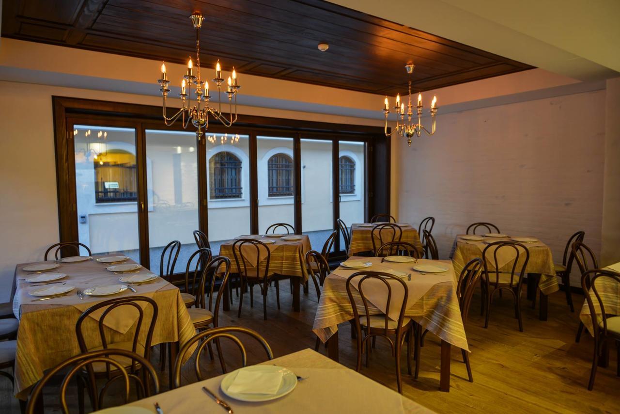 Hotel Tiffany Prizren Exterior foto
